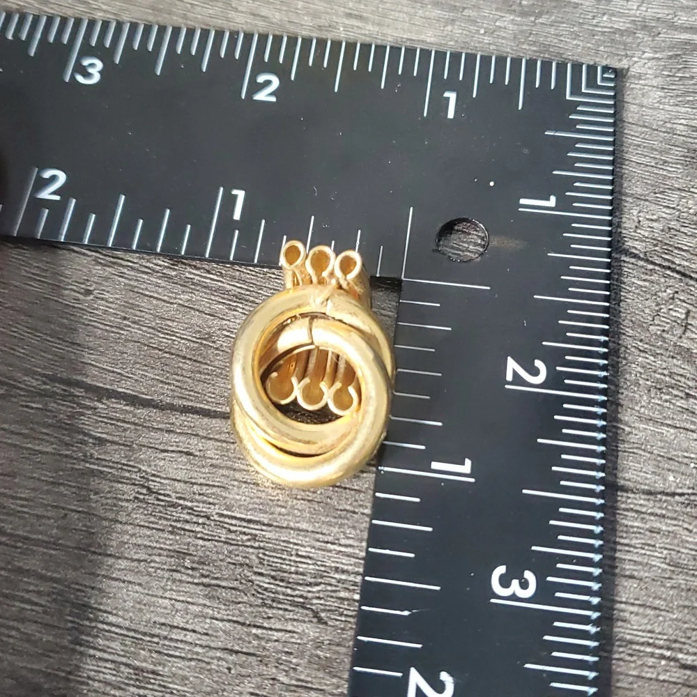 Elegant‎ Gold Tone Knot Earrings E1032 - Picture 4 of 4